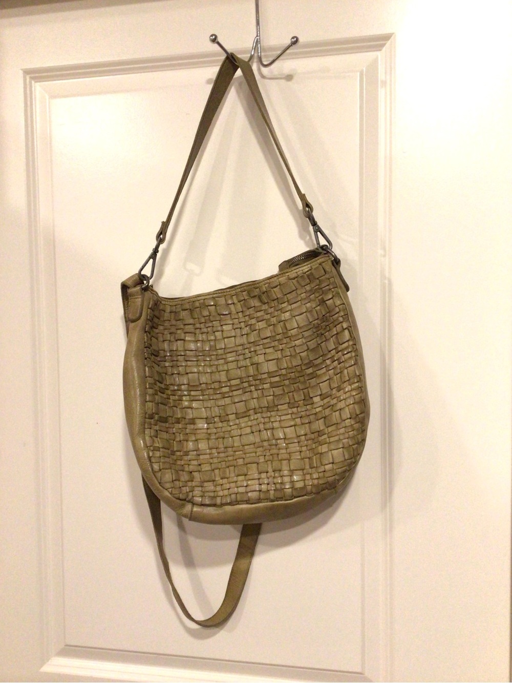 Vilenca Woven Leather Hobo Bag in Taupe